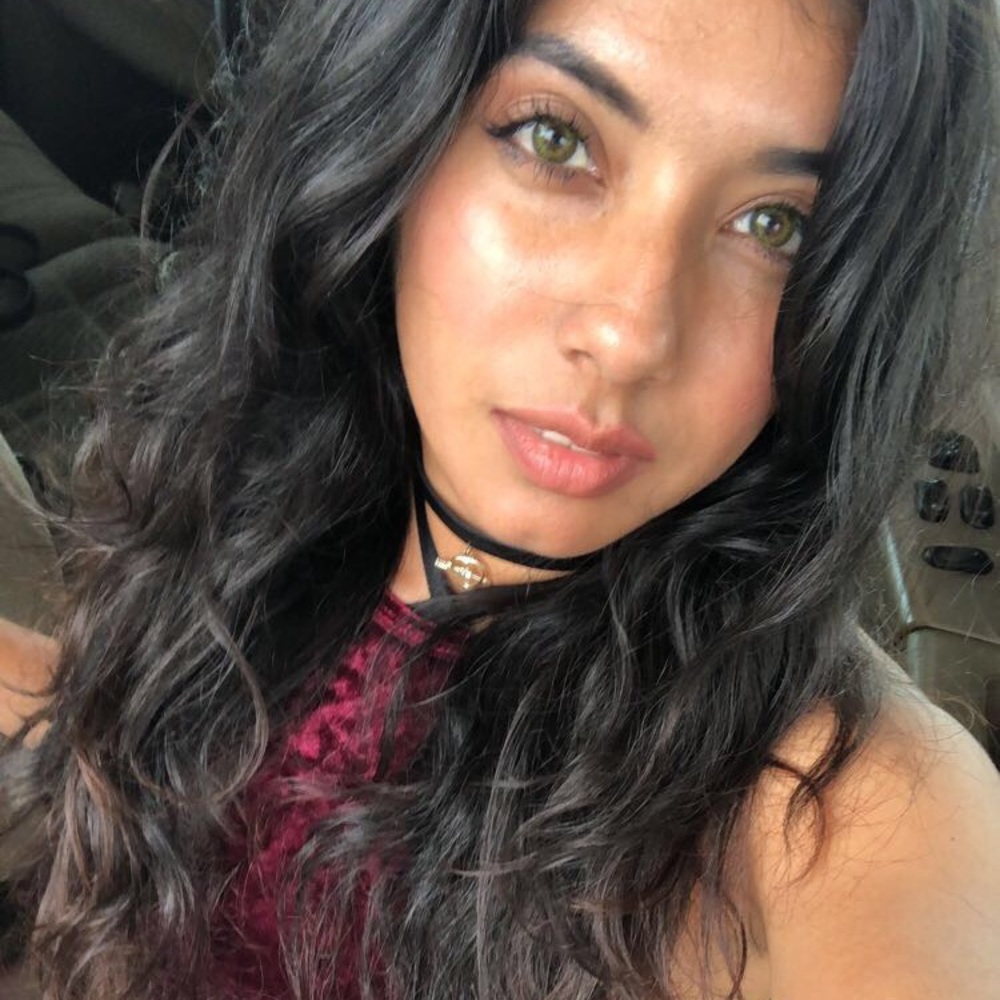 Meet your Posher, Angie